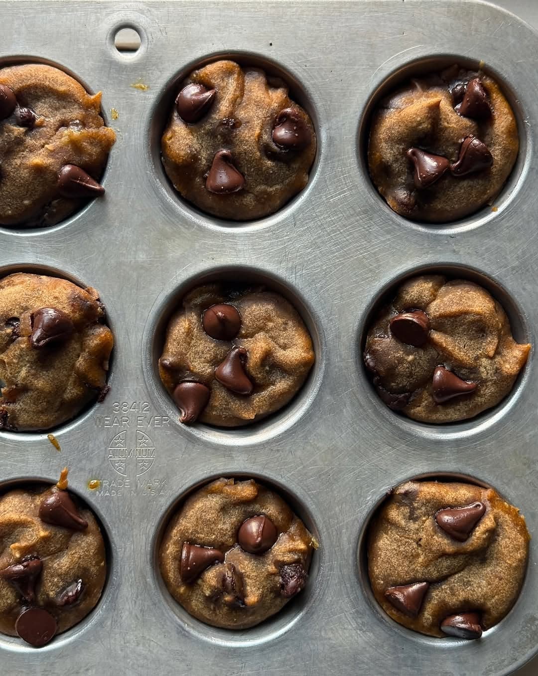 mini pumpkin chocolate chip banana muffins